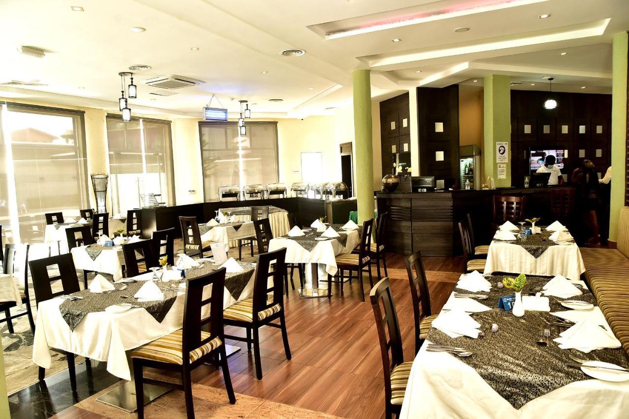 Golden Tulip Ibadan Hotel Bagian luar foto