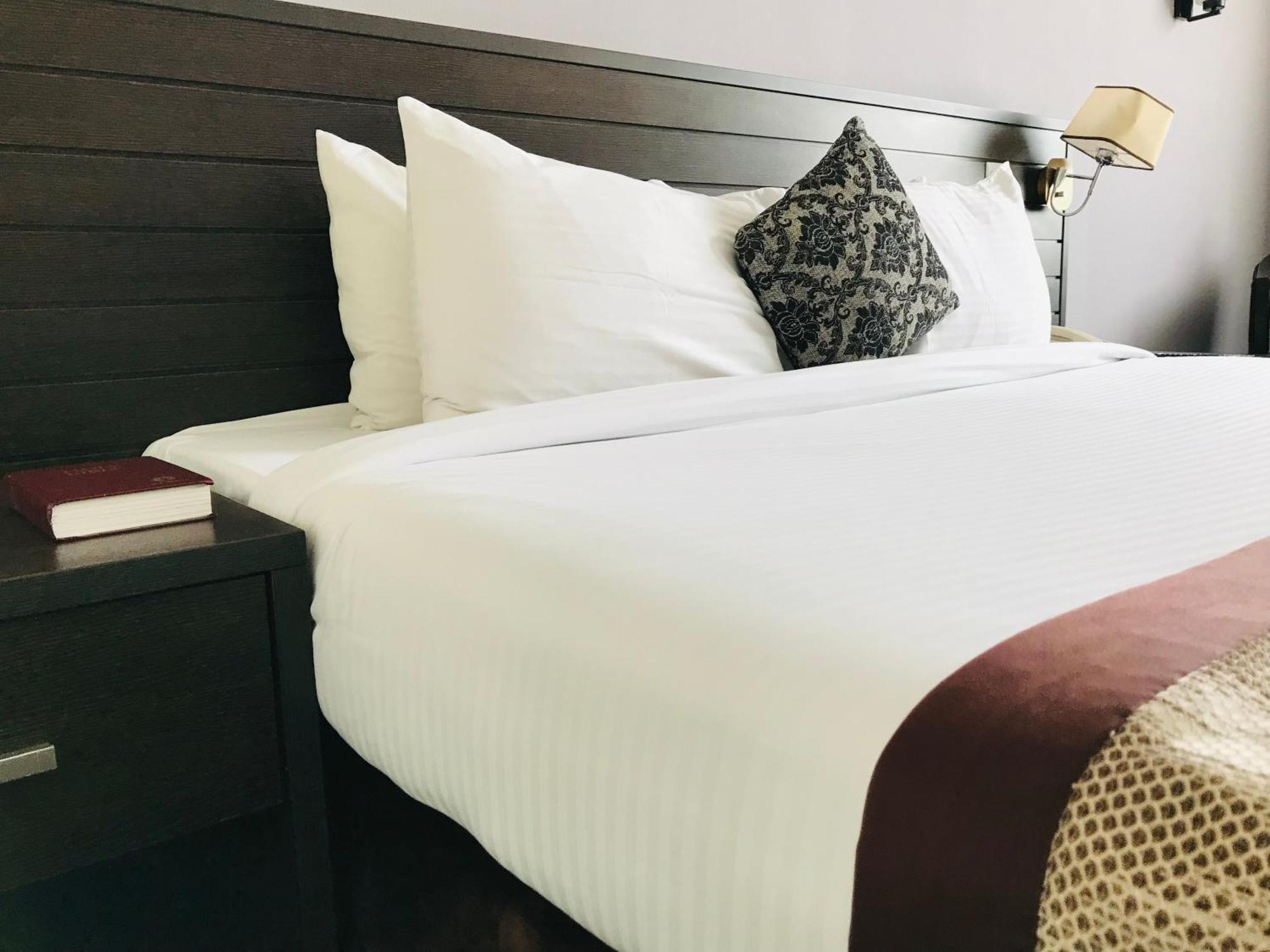 Golden Tulip Ibadan Hotel Bagian luar foto